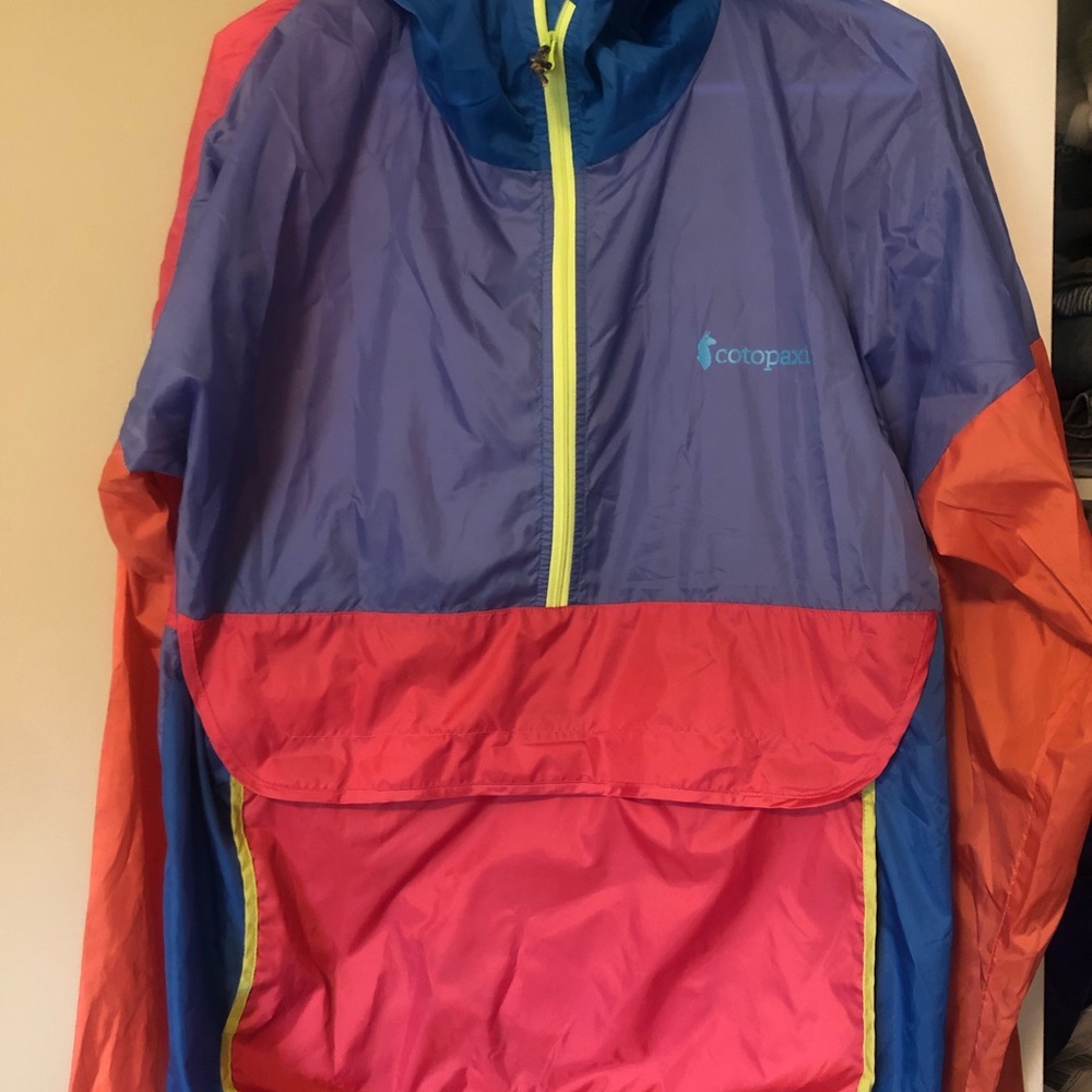 Cotopaxi windbreaker
